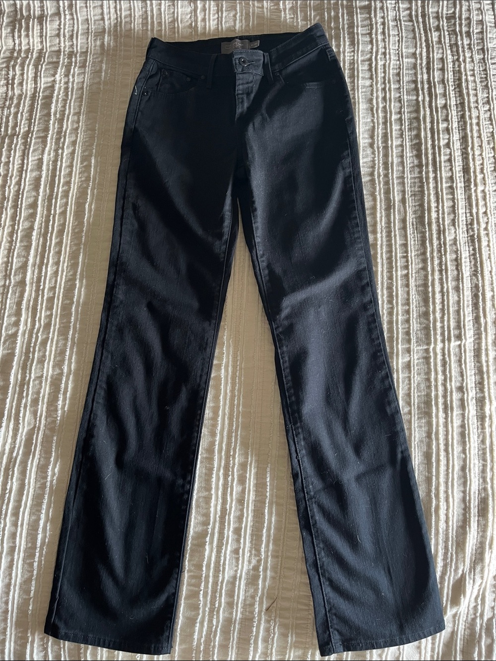 Levi's Black Demi Curve Classic Slim Leg Jeans 2/26